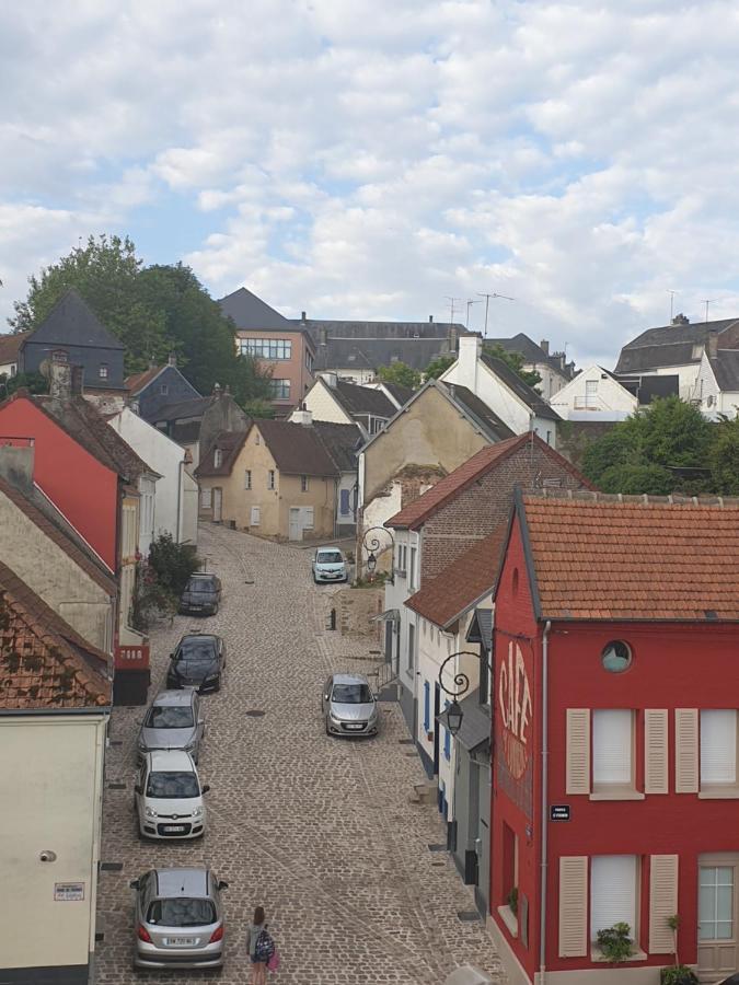 Appartement Proche Des Remparts Et Tous Commerces. Montreuil  Exteriér fotografie